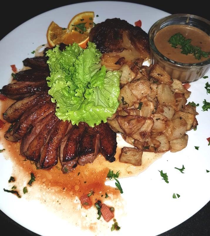 plat typique créole réunionnaise Saint-Denis